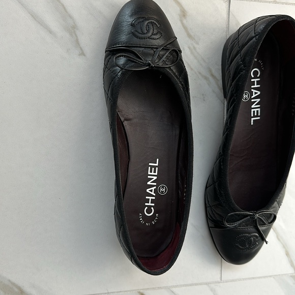 Chanel Classic Quilted Cap Toe Ballerina Flat - Picture 4 of 12